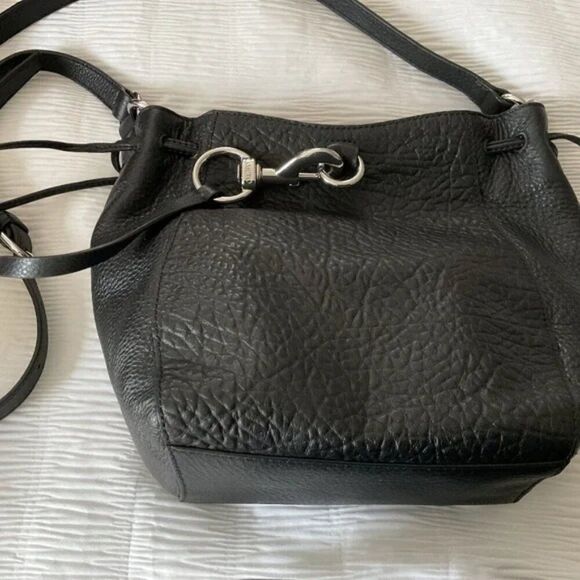 Vince Camuto Black Textured Shoulder Bag with Silver Hardware - Picture 5 of 6